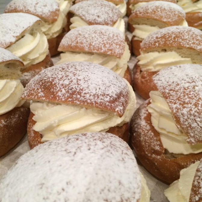 Semlor på rad